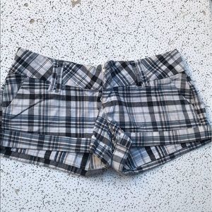 Styles Short for women in excellent used condition